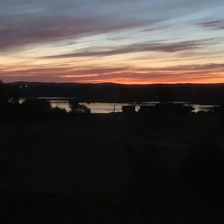 Hybel I Underetasje 700m Fra Apartment Trogstad